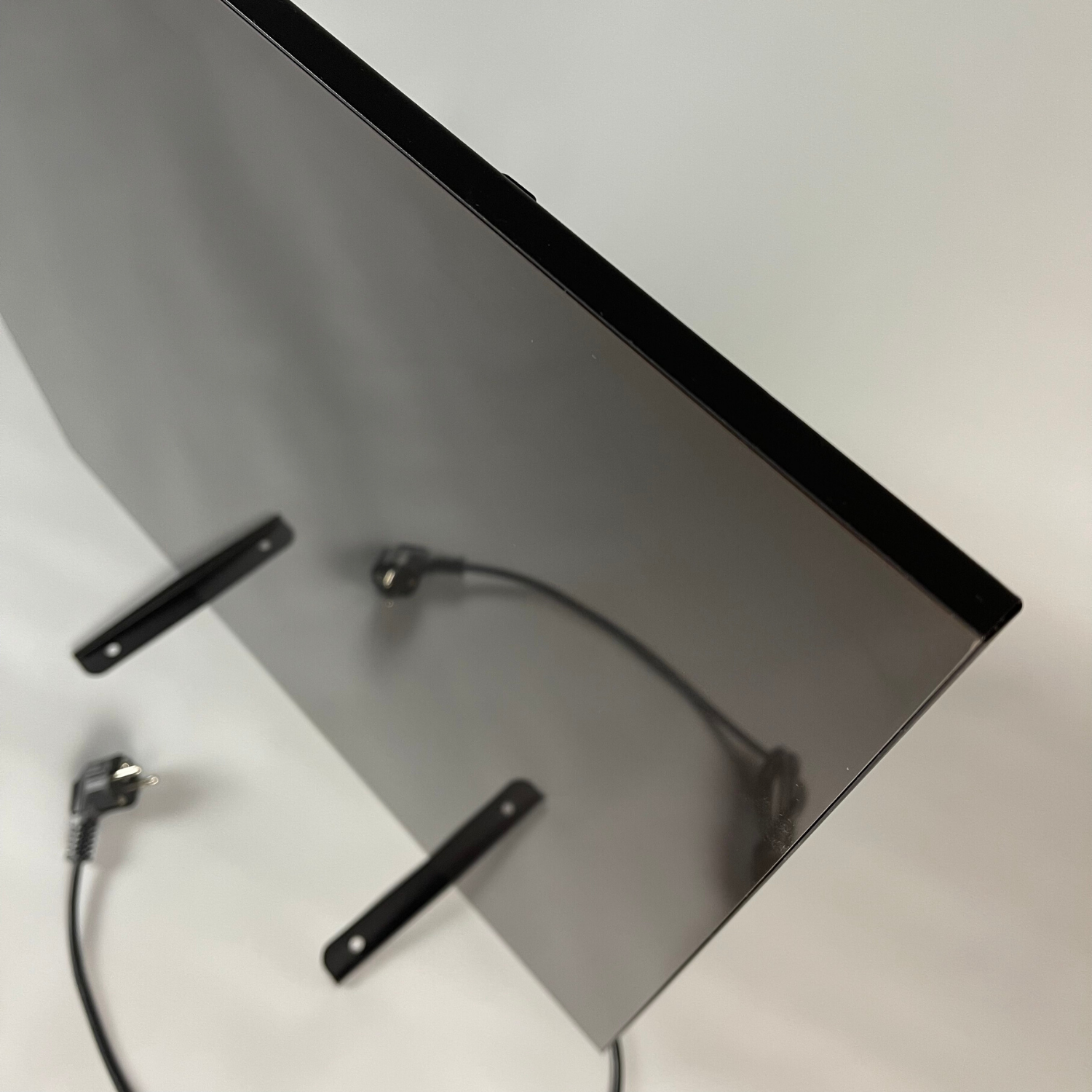 Керамический инфракрасный обогреватель (60x60 550W) ZENHEISSER Cube HT-650 с терморегулятором, черный глянец, Фото 3