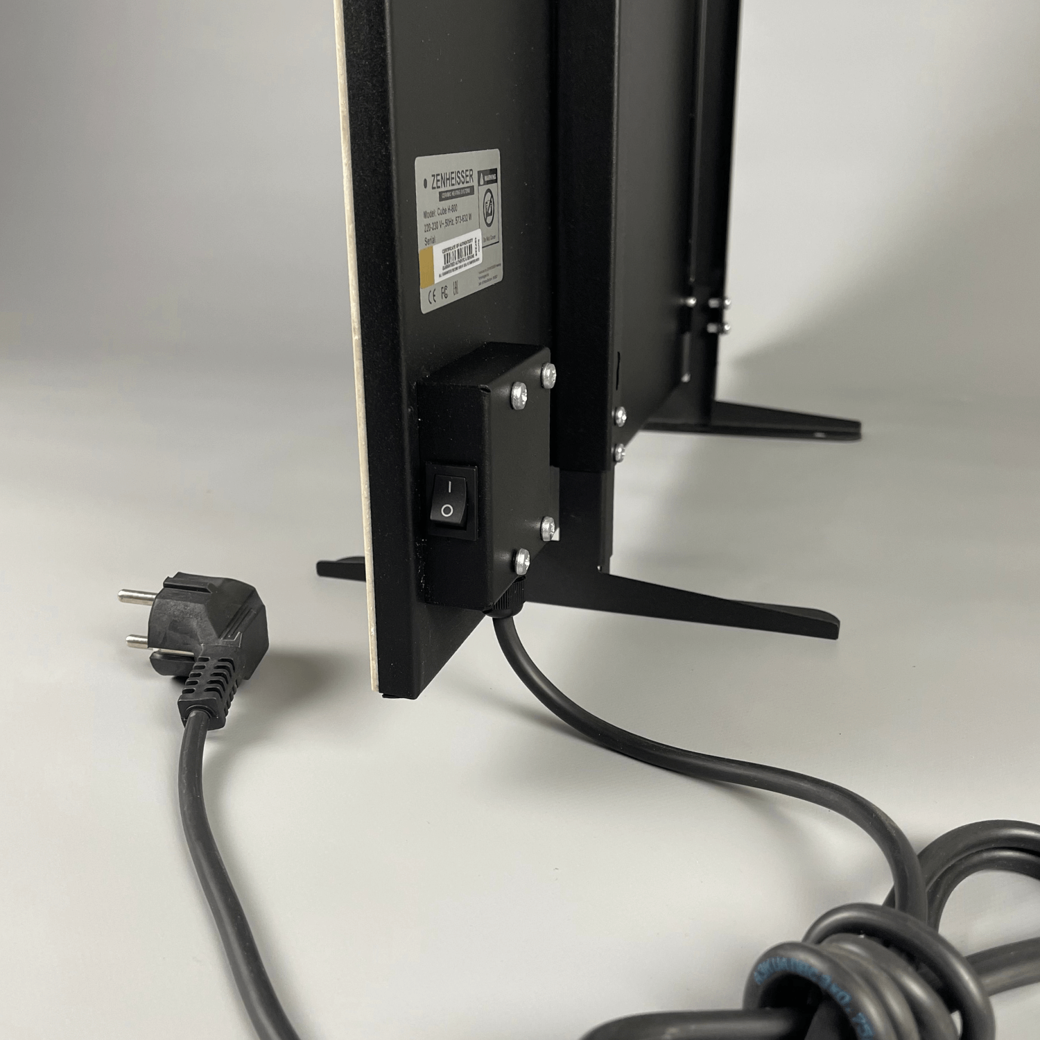 Керамический инфракрасный обогреватель (60x60 500W) ZENHEISSER Cube H-600 с кнопкой, белый мрамор, Фото 3