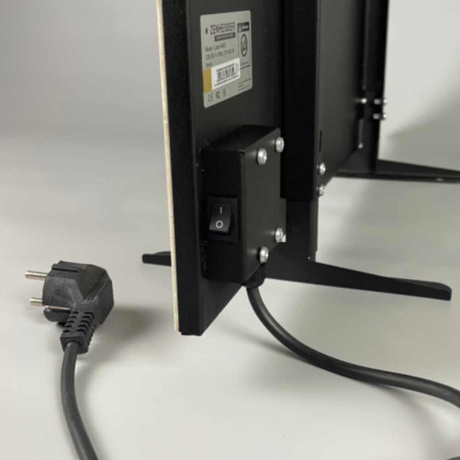Керамический инфракрасный обогреватель (30x60 300W)  ZENHEISSER Eco H-300 с кнопкой, черный мрамор, Фото 3