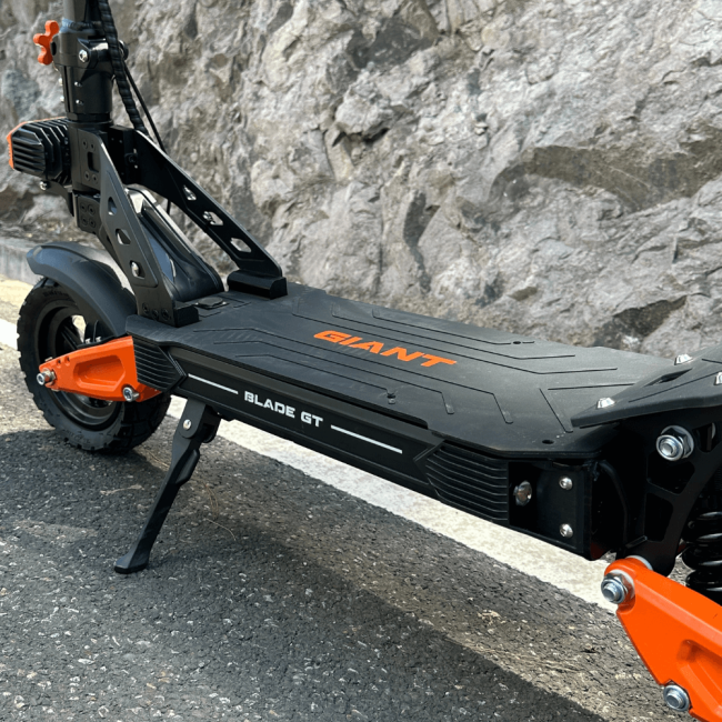 Електросамокат GIANT Blade GT 48V 18Ah 1600W (2025) | З сидінням, посиленою конструкцією та амортизаційною підвіскою, Фото 19