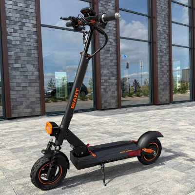 Электросамокат GIANT M10 Sport 1000W 48V 15Ah / 23Ah, до 50 км/ч