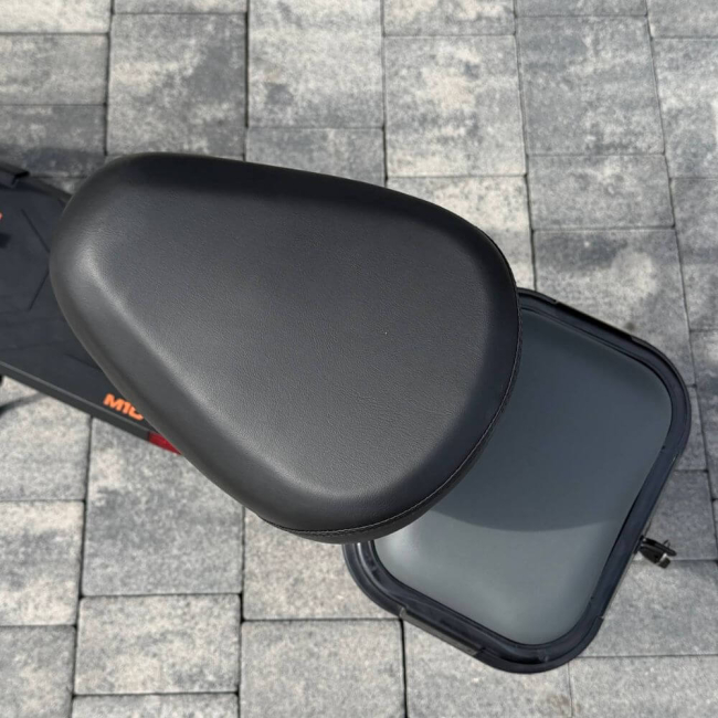 Електросамокат GIANT M10 PRO 1000W 48V 15Ah / 23Ah із сидінням та кофром, Фото 3