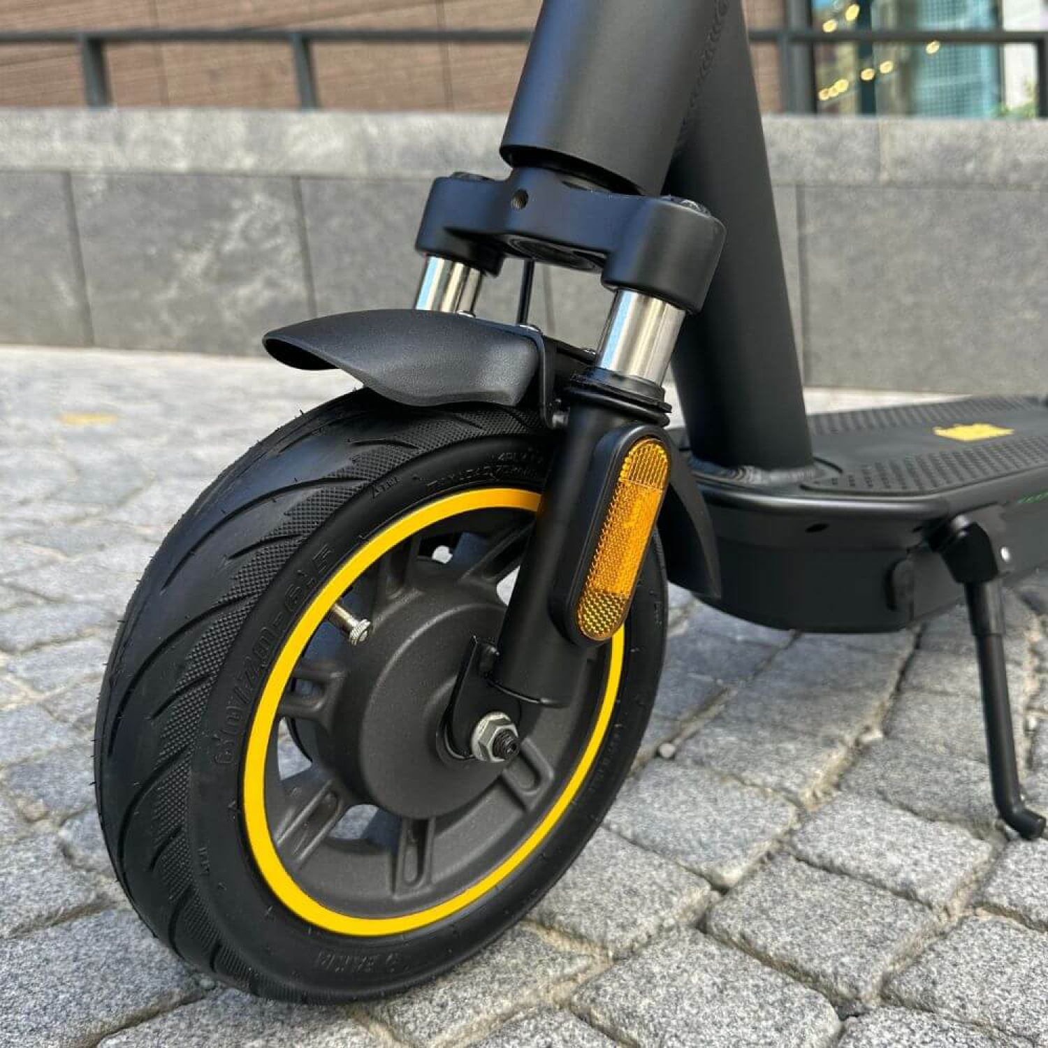 Электросамокат Ninebot G30 MAX Ultra 600W 18Ah 2025 Black с передним амортизатором и усиленным аккумулятором , Фото 7