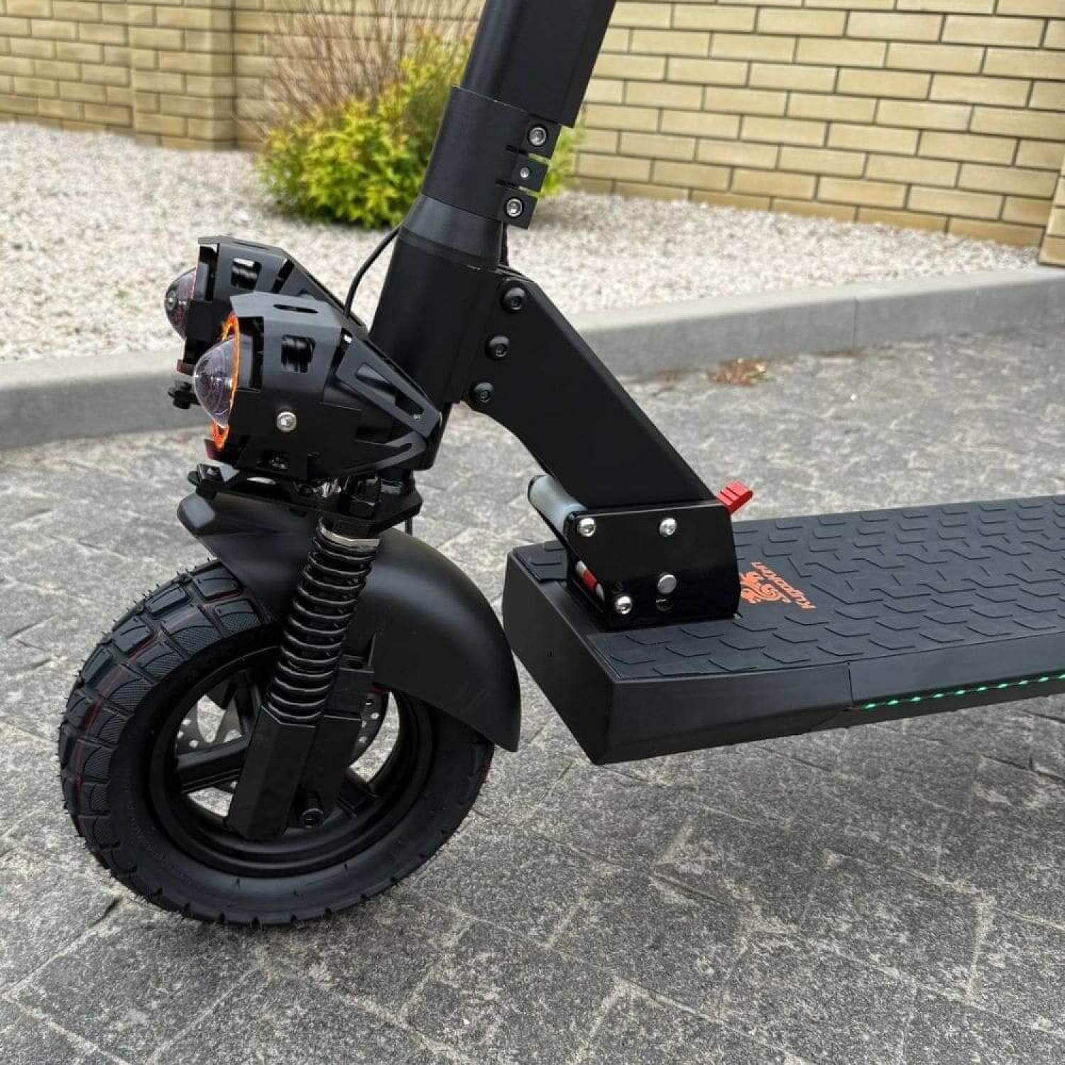 Электросамокат KUGOO M4 PRO PLUS 48V 18/23Ah (2026) с амортизацией и LED-дисплеем, Фото 9