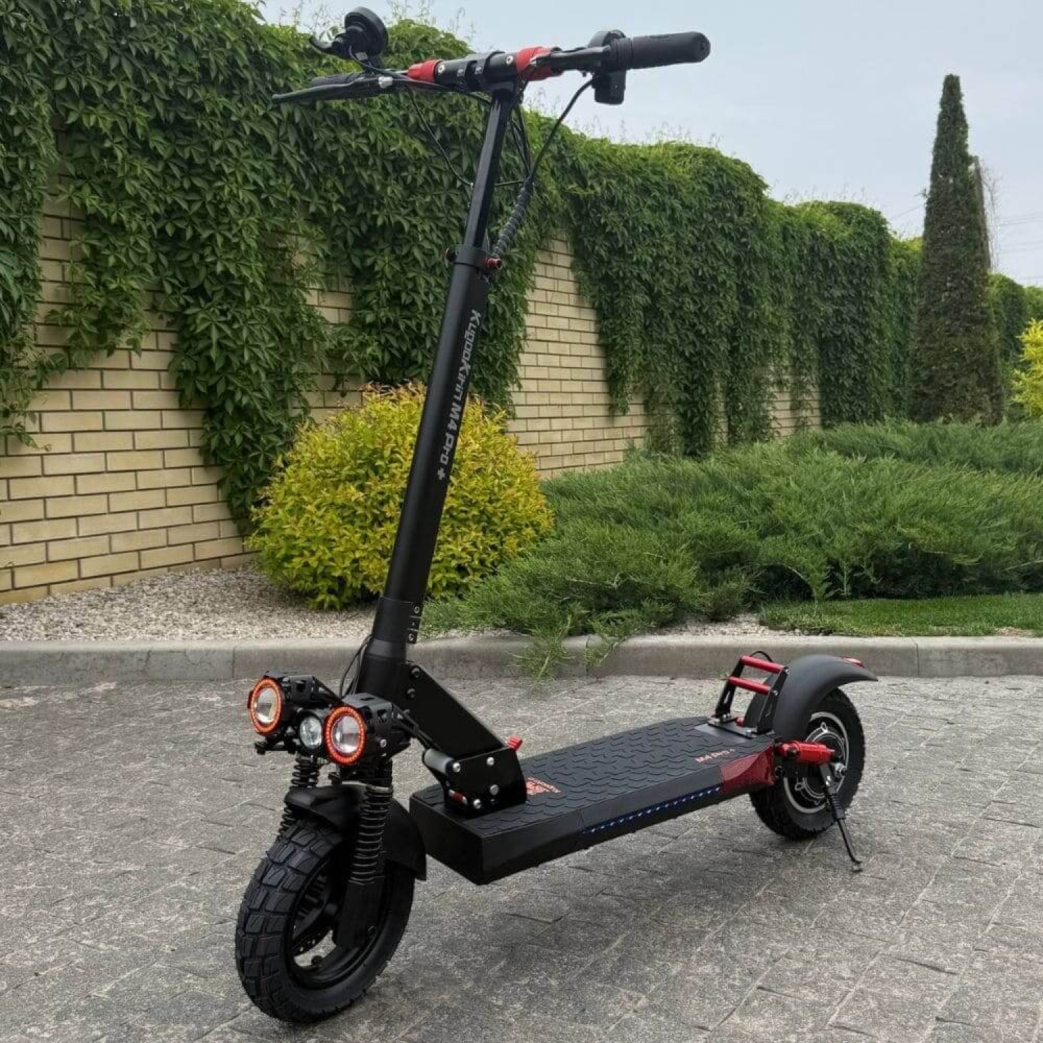 Электросамокат KUGOO M4 PRO PLUS 48V 18/23Ah (2026) с амортизацией и LED-дисплеем, Фото 1