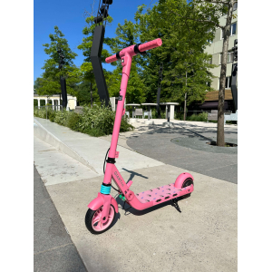 Детский электросамокат GIANT Kids E9 4.4Ah Розовый (до 20 км/час)