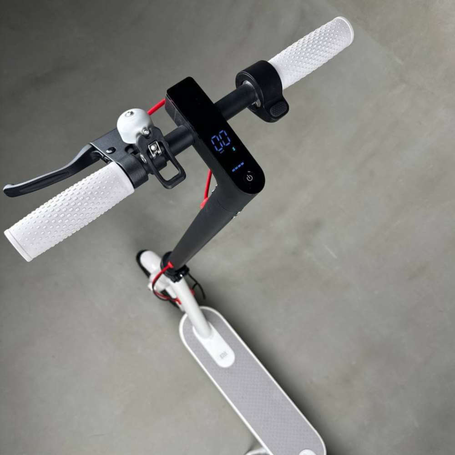 Электросамокат Mi Scooter M365 PRO Белый, Фото 2