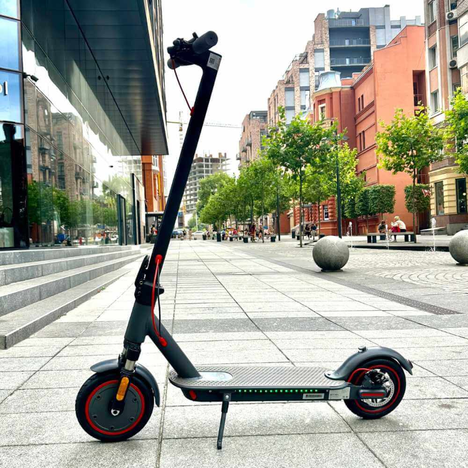 Электросамокат Mi Electric Scooter M365 PRO с передним амортизатором 500W Grey 2025 года , Фото 1