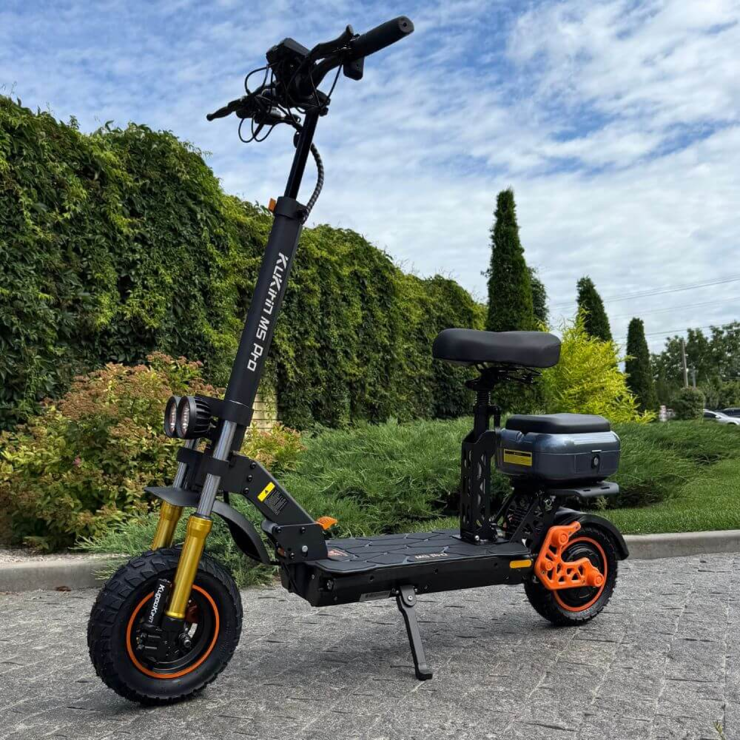 Электросамокат для бездорожья Kugoo M5 Pro Kirin 2000W с сиденьем и аккумулятором 26Ah, Фото 1