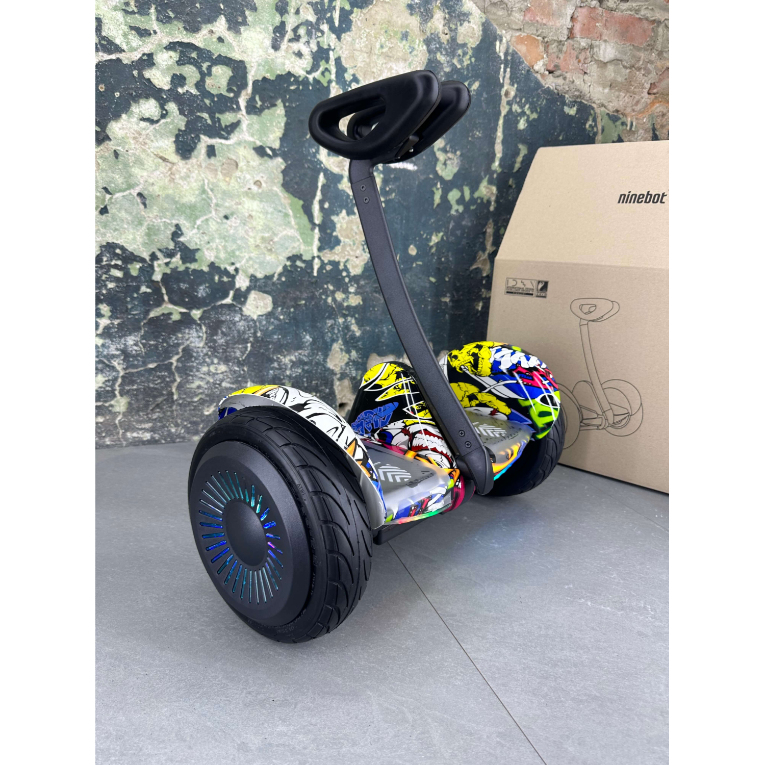 Гироскутер NineBot Mini Гироборд С Ручкой Желтый Графити НОВИНКА 2024! Модель с подсветкой колес , Фото 1