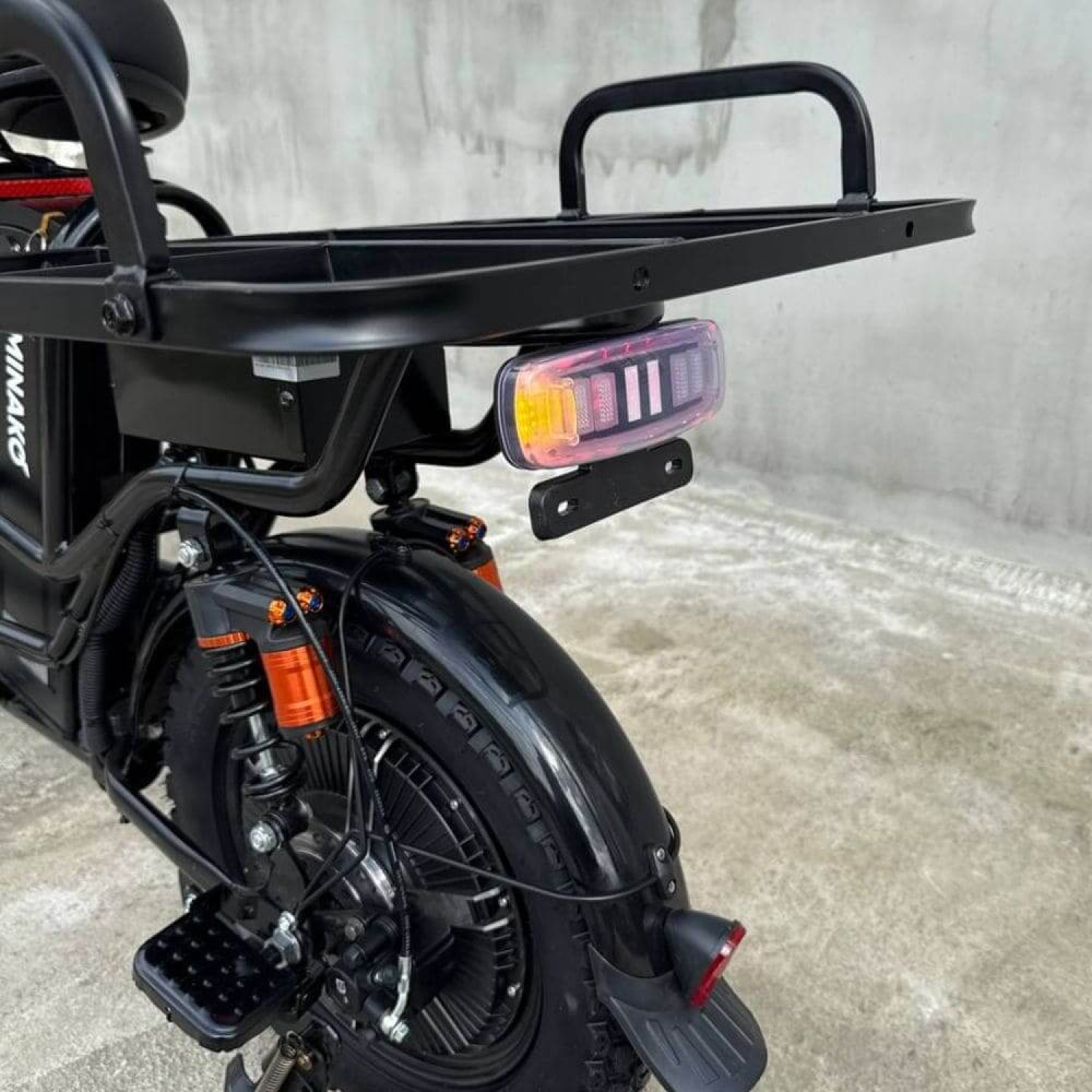 Электровелосипед (электрофетбайк) MINAKO Monster PRO Off-road с сиденьем и грузовым багажником , Фото 5