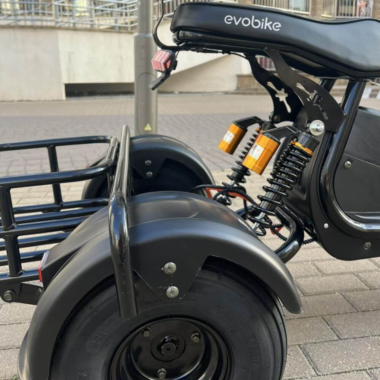 Электровелосипед EVOBIKE Grizzly X3 PRO 2500W 48V 24Ah | Трехколесный, до 50 км хода, 15" бескамерные колеса, гидравлические тормоза, амортизаторы, грузовой багажник, Фото 12